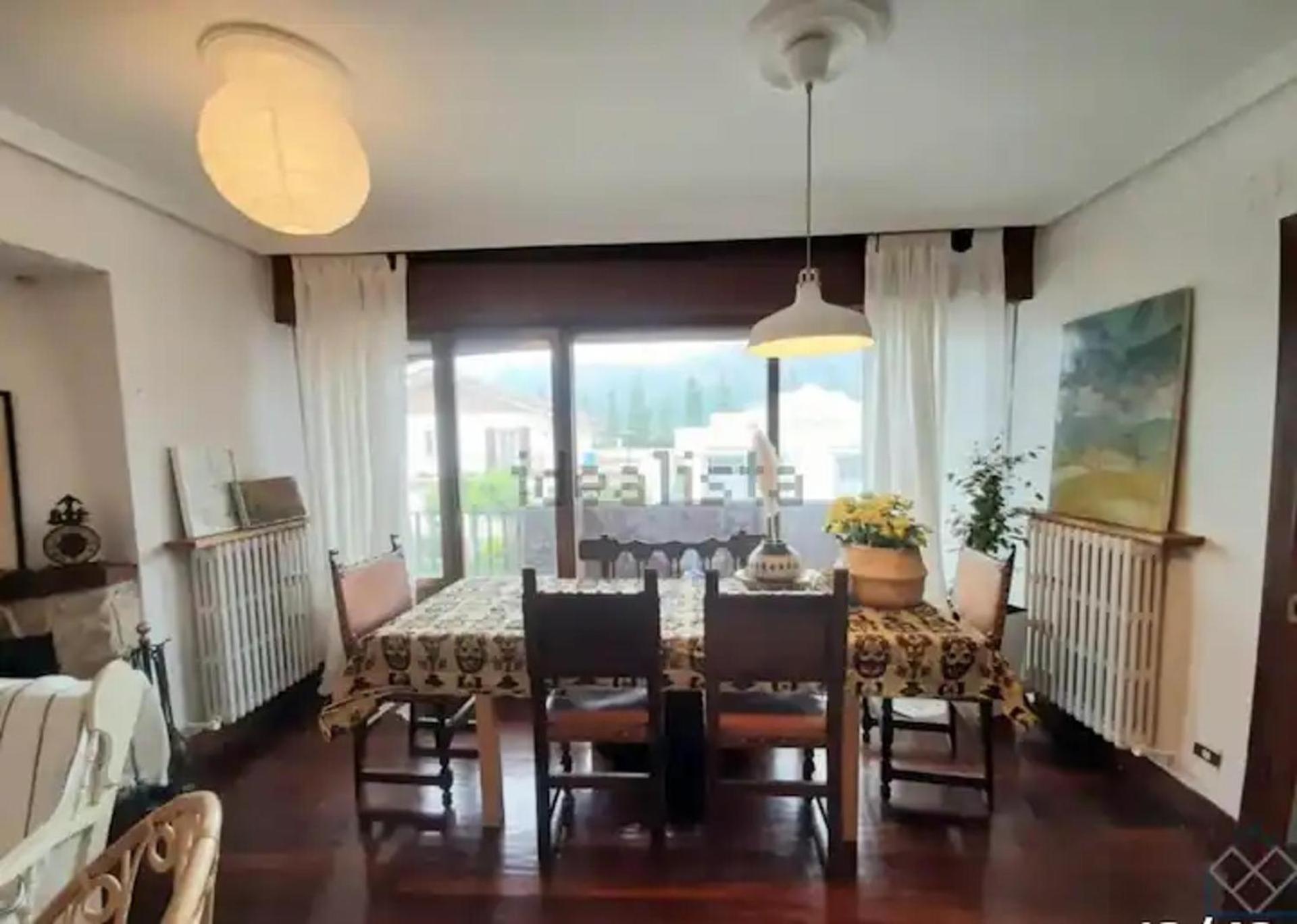 3-Bed Artist Chalet Near San Sebastian Sleeps 6 Arruazu Buitenkant foto